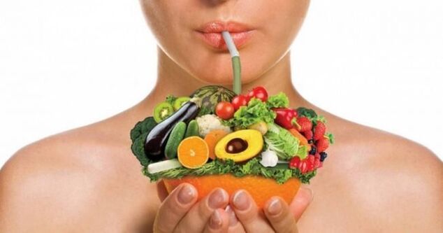 Meyve ve sebzeler cildi içten gençleştiren vitaminler içerir. 